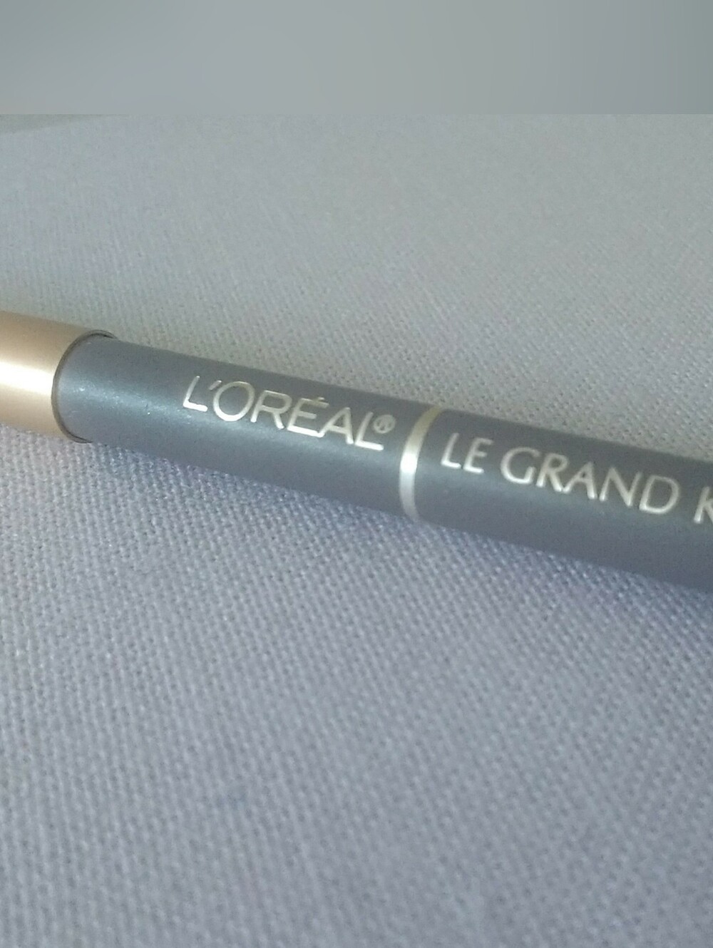 L'Oreal Le Crayon Kohl Eyeliner Pencil in Marine - Picture 4 of 5